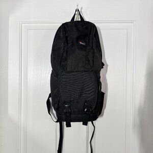 SLIGHTLY BARELY USED Lowepro Fastpack 100 Camera Photography Backpack Black